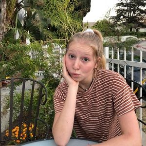 Meet your Posher, Riley